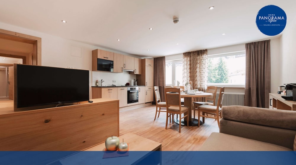 Family Apartment, 2 Bedrooms, Balcony, Mountainside photo 1