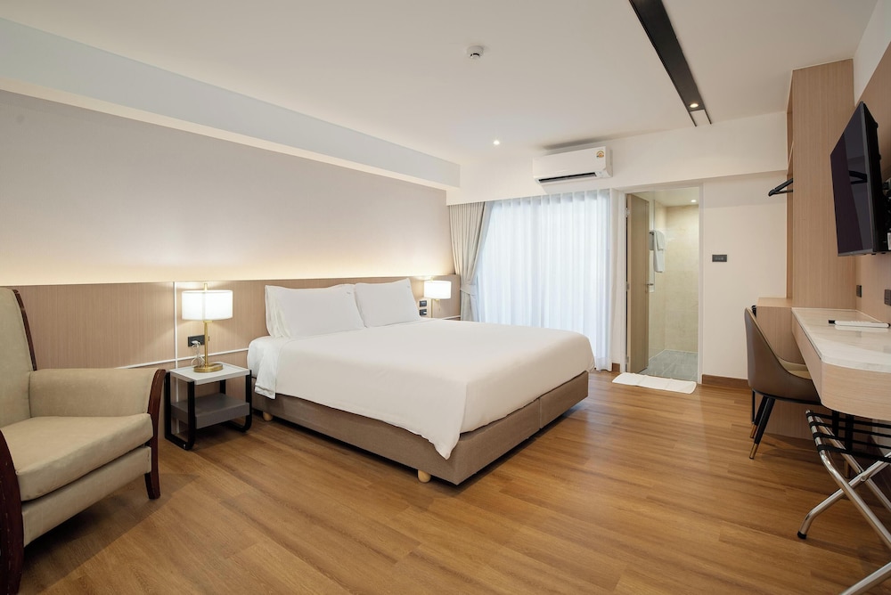 Deluxe Double Room photo 2