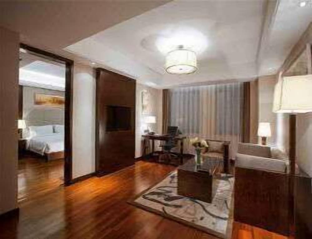 Deluxe Room, 1 King Bed, Non Smoking