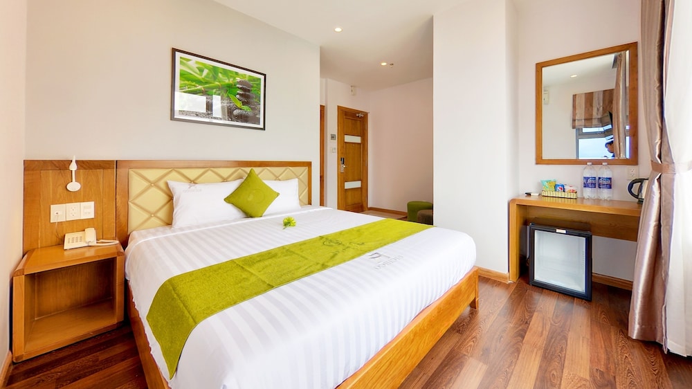 Deluxe Double or Twin Room, City View - Photo 5