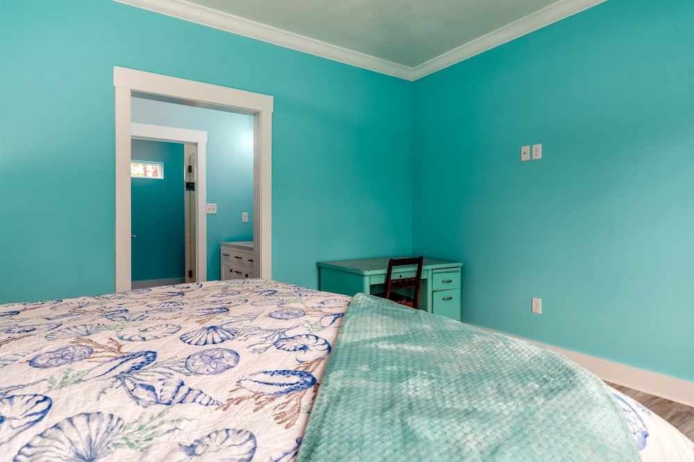 House, 5 Bedrooms photo 2