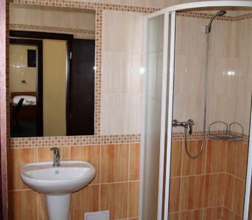 Triple Room - Photo 4