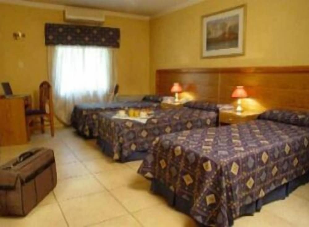 Triple Room photo 2