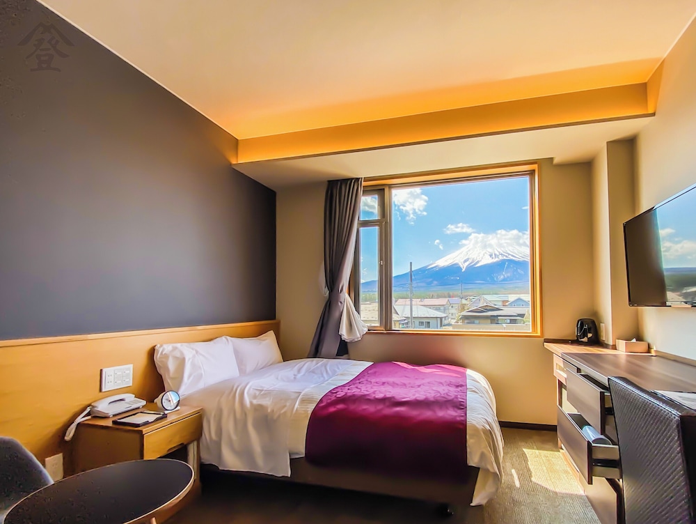 Semi-double room - 3rd floor, Mt. Fuji side