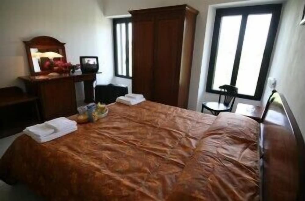 Twin Room, 2 Twin Beds