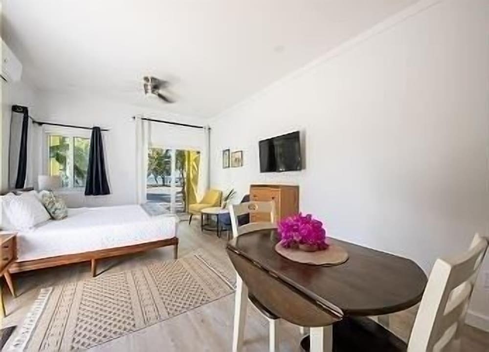 Condo, 1 Bedroom