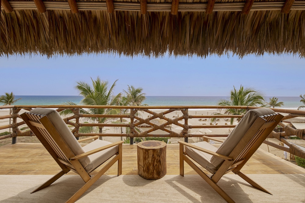 OCEAN FRONT SUITE - Photo 1