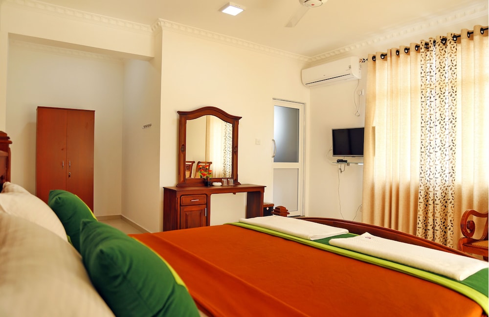 Deluxe Twin Room - Photo 16