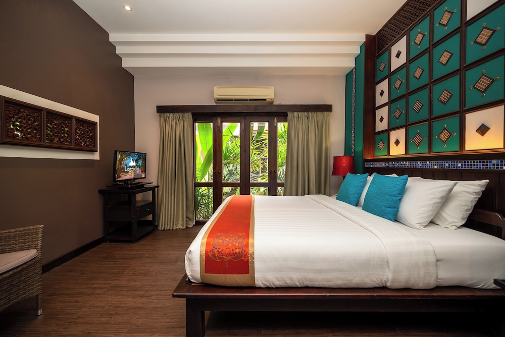 Deluxe Room - Photo 4