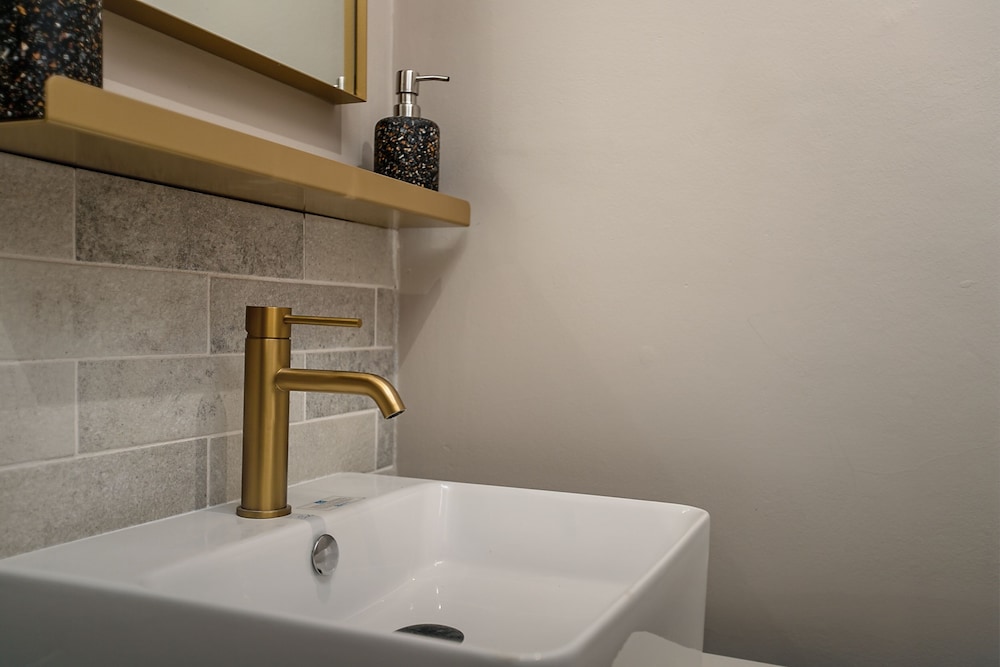 Studio Suite, Balcony - Photo 3