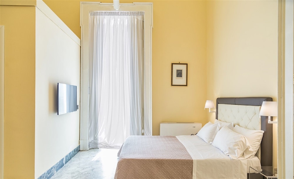 Deluxe Triple Room - Photo 3