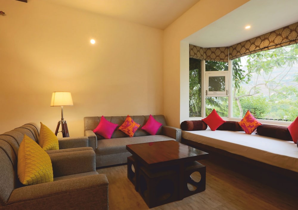 Luxury Suite photo 3