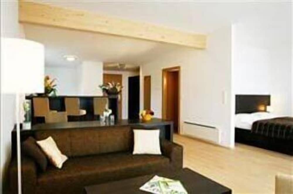 Suite photo 1