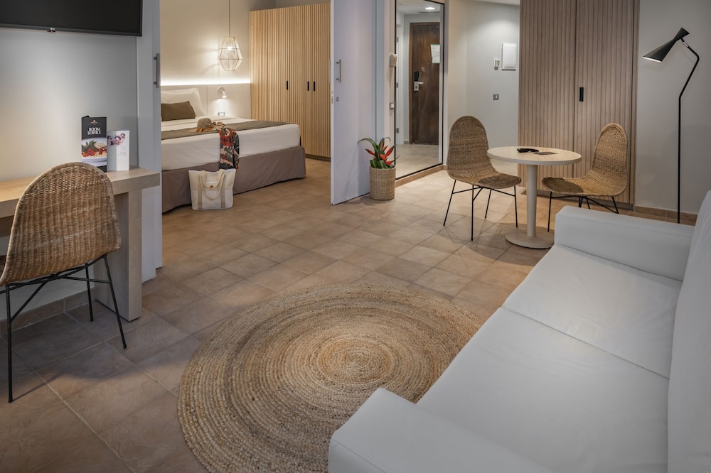 Junior Suite (Prime Lateral Mar)