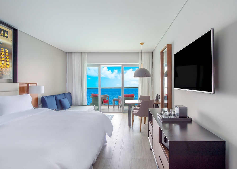 Premium Room, 1 King Bed