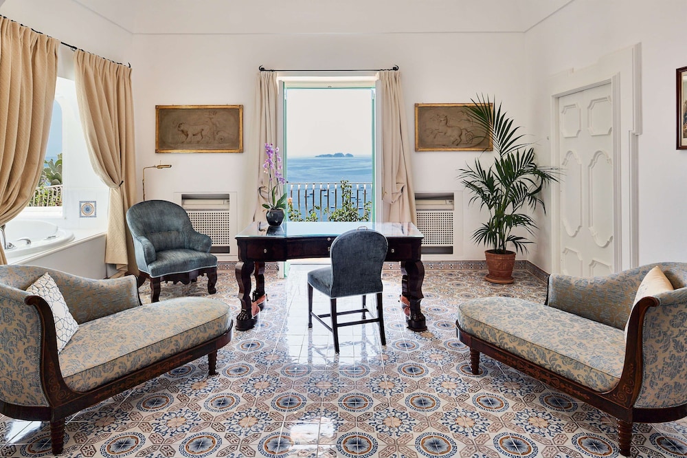Suite, 2 Bedrooms, Sea View photo 2