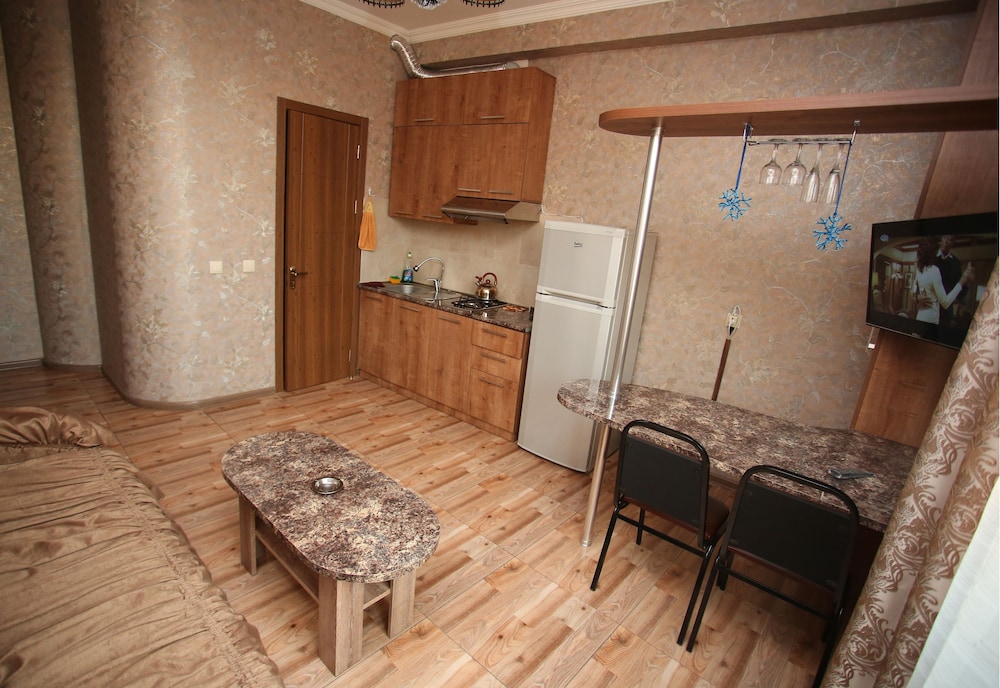 Luxury Apartment photo 3