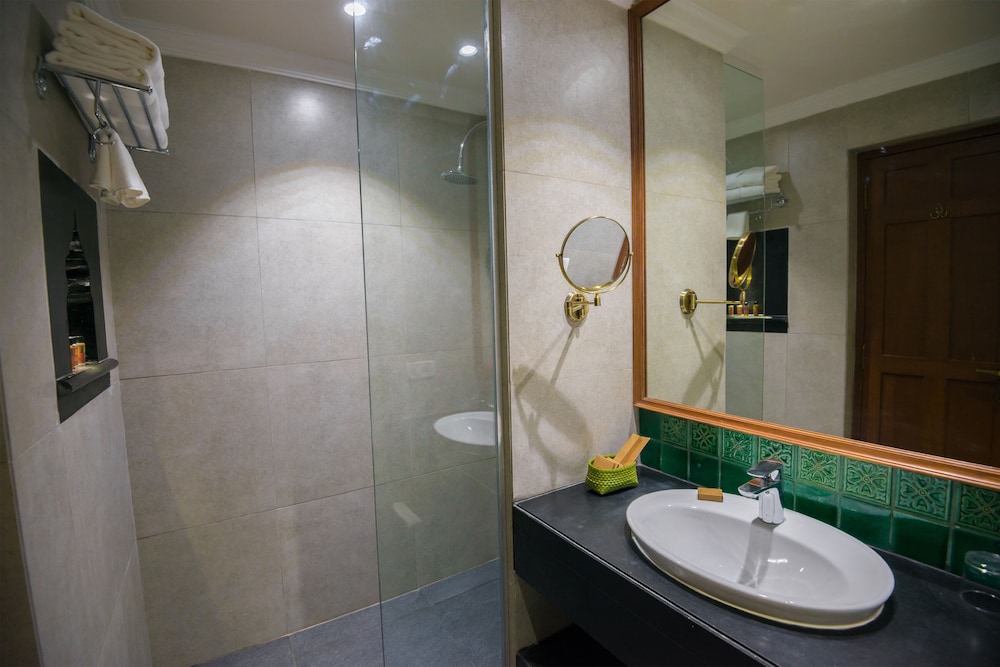 Millennium Premium Room photo 3