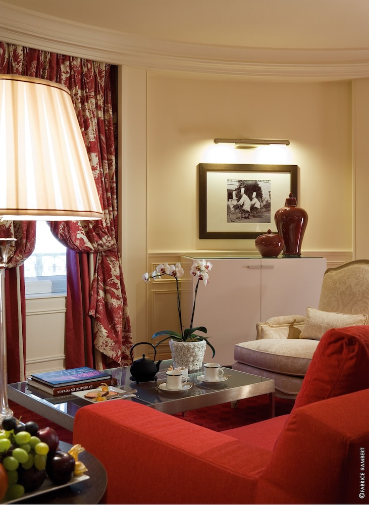 Junior Suite, 1 Double Bed, City View (Circular)