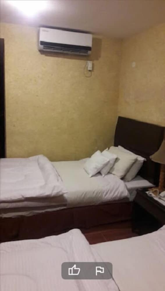 Deluxe Triple Room photo 3