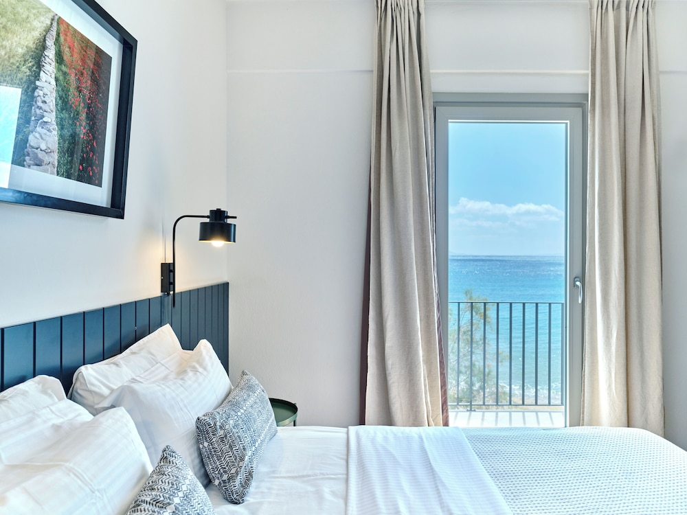 Deluxe Suite, Sea View