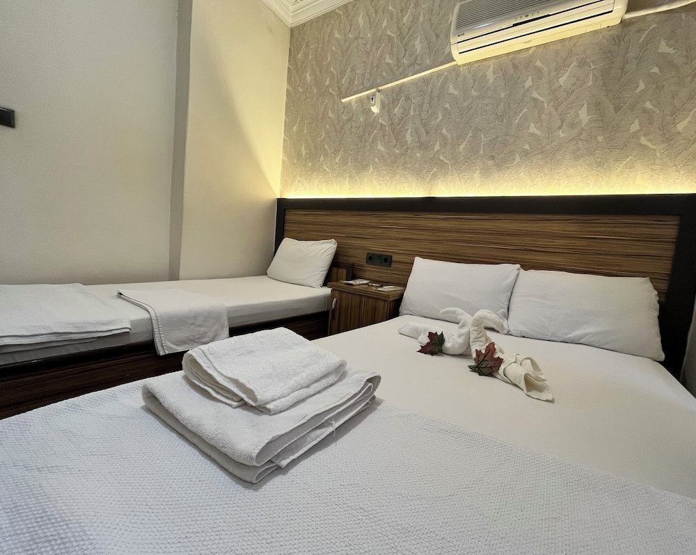 Standard Twin Room, City View