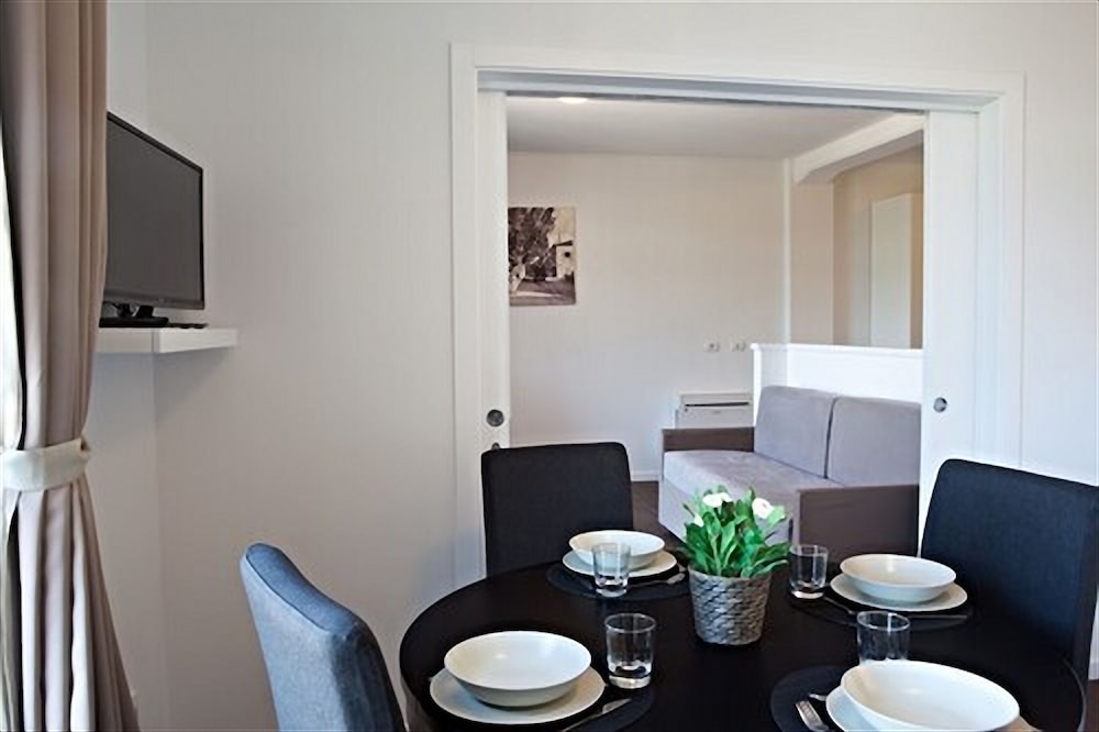 Superior Condo, 2 Bedrooms, 2 Bathrooms, Hill View photo 1