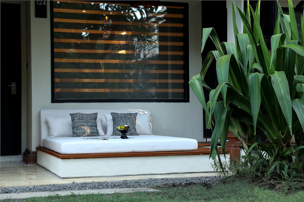 Signature Room (Sadara) - Photo 5