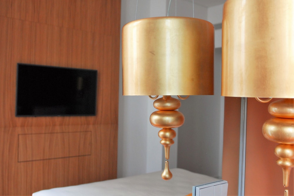 Executive Suite, City View