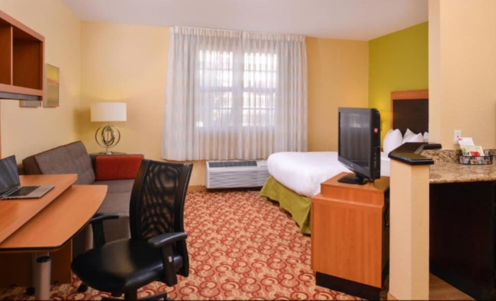 Studio Suite, 1 King Bed - Photo 1