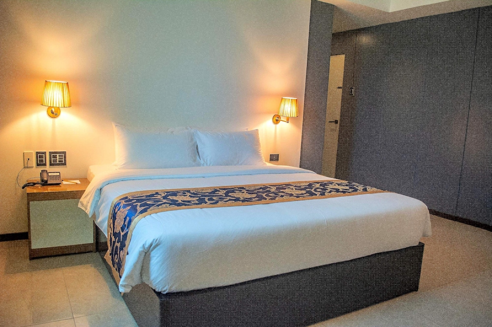 Deluxe Room, 2 Bedrooms - Photo 9