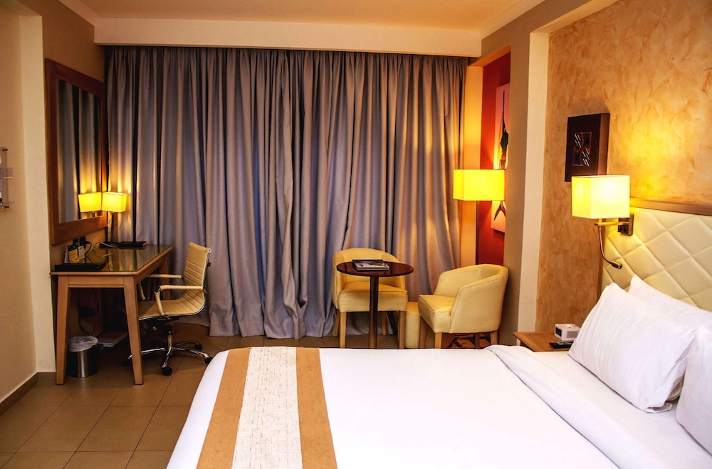 Standard Room, 1 Queen Bed, Refrigerator, Sea View