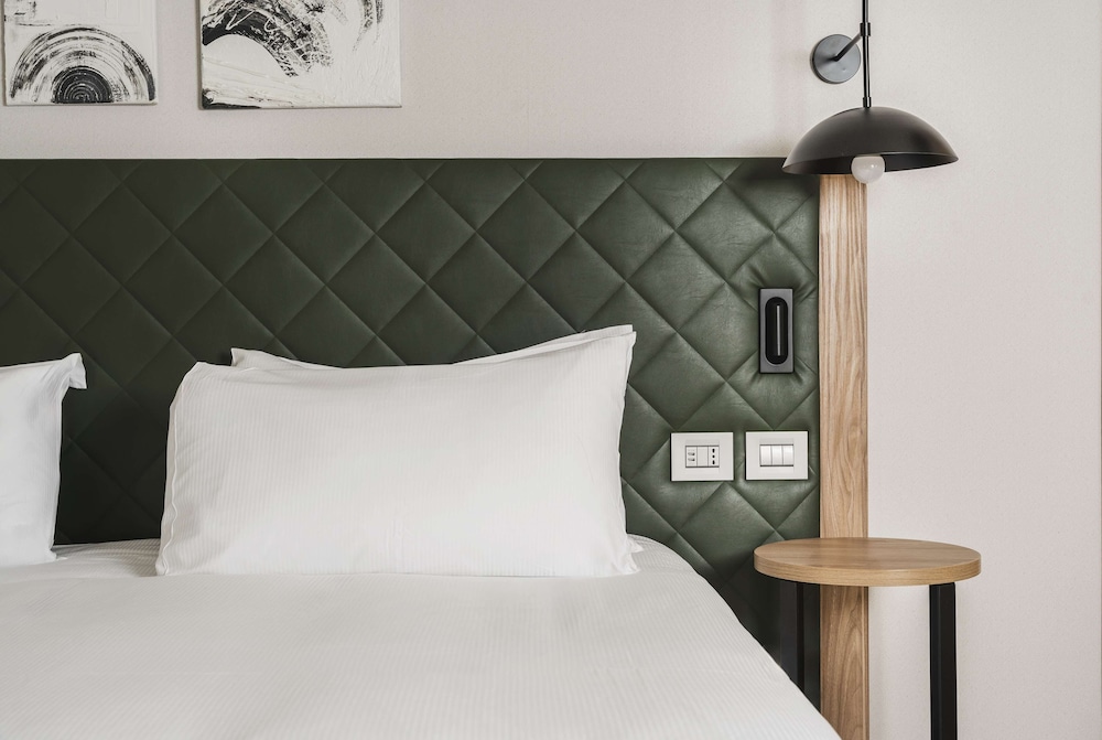 Suite, 1 Bedroom thumbnail 6