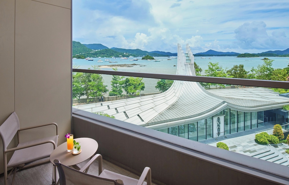 2 Twin Grand Sea View Balcony 2 Twin Grand Sea View Balcony