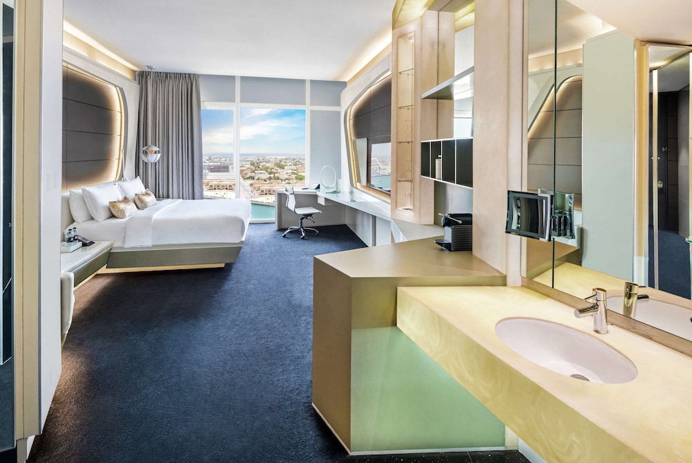 King Very Deluxe Room