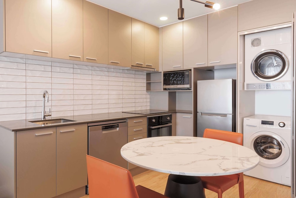 One Bedroom Apartment - Photo 4