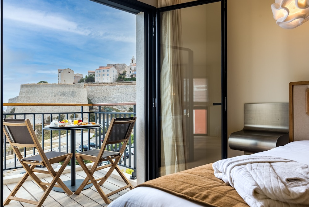 Deluxe Double Room, Sea View - Photo 7