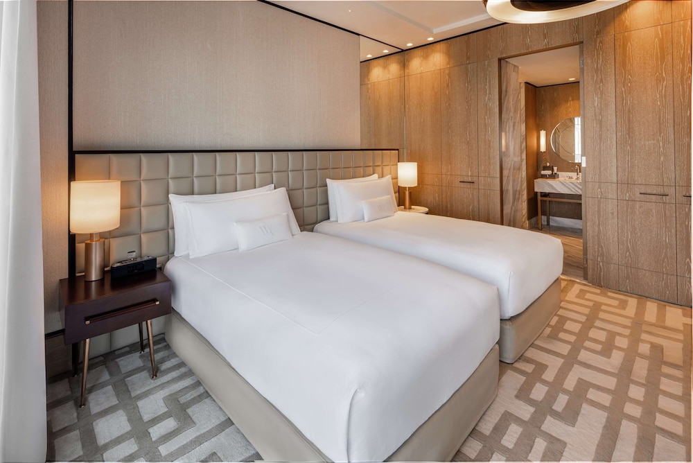 Suite, 2 Bedrooms, Balcony (Residential)