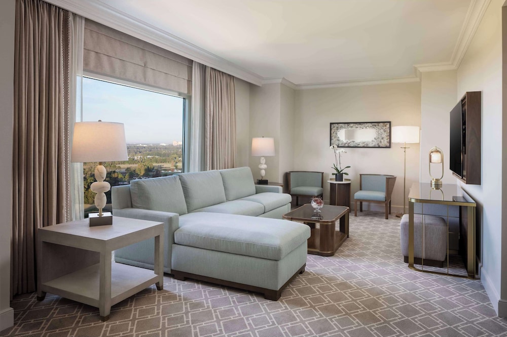 Suite, 2 Bedrooms thumbnail 6