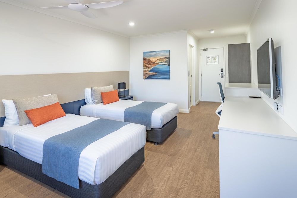 Deluxe Room, 2 Twin Beds, Non Smoking