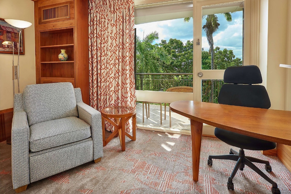 Room, 1 King Bed, Garden View - Photo 2
