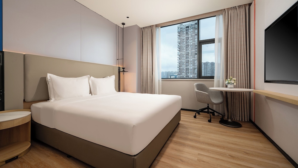 1 Bedroom Suite photo 2