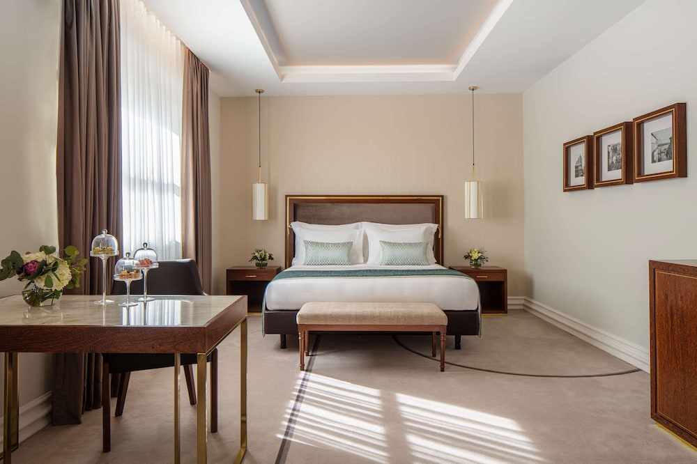 Junior Suite with 3 Adults Occupancy and Extra Bed (Non Smoking)