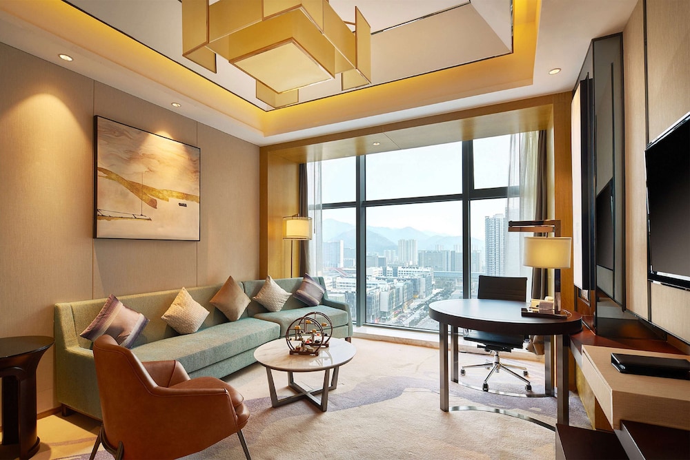 Suite, 1 Bedroom photo 1