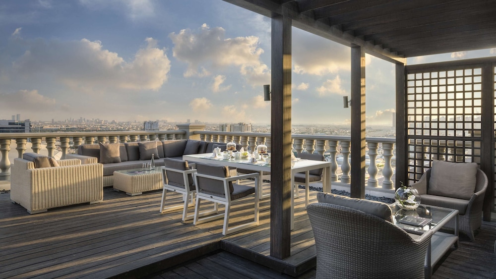 Diplomatic Suite - Access to Snow Park in Ski Dubai for 2, Private Butler, Lounge Access
