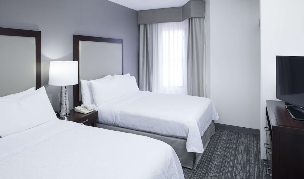 Suite, 2 Double Beds - Photo 4