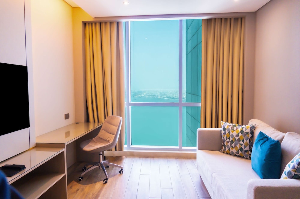Family Connecting Deluxe Apartment, 4 Bedrooms