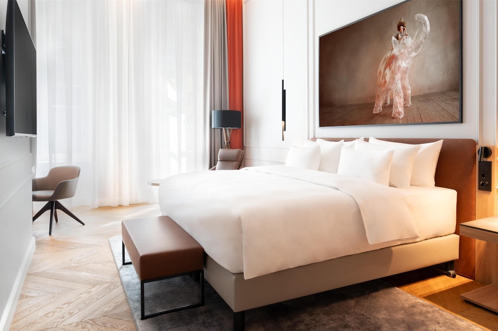 Premium Room (Collection - Basilica View)