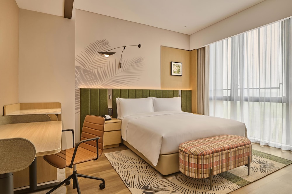 Deluxe Room, 1 King Bed