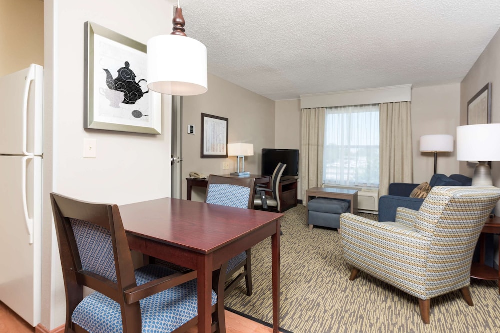 Suite, 2 Bedrooms photo 3